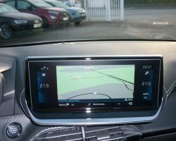 PEUGEOT 208 PureTech 100 S&S EAT8 GT