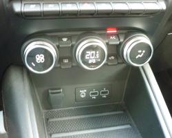 RENAULT CAPTUR E-Tech full hybrid 145 Iconic