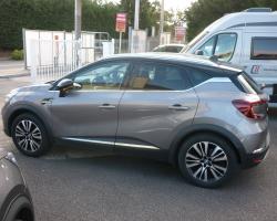 RENAULT CAPTUR E-Tech full hybrid 145 Iconic